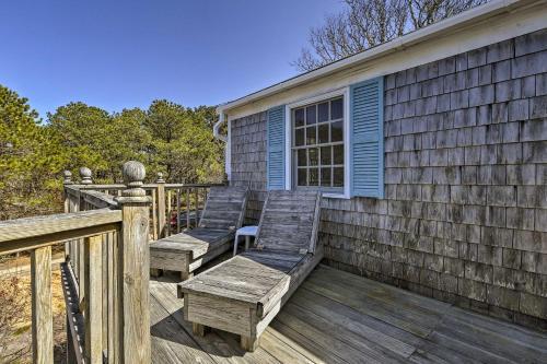 Private Cape Cod Cottage With Patio -5min Walk To Bay