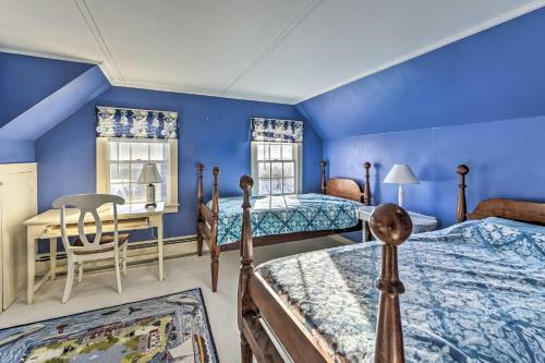 Waterfront Hyannis Port Cottage, Walk To Beach!