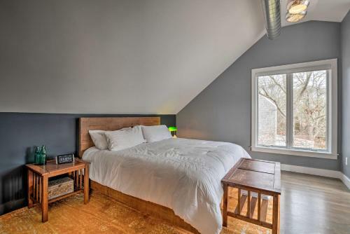 Waterfront Getaway - 1 Mile To Ferry And Beach!