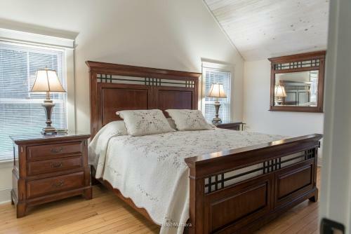 Hostal Restored 1881 Farm House