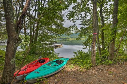 Rustic Berkshires Cottage At Lake Buel With Kayaks!