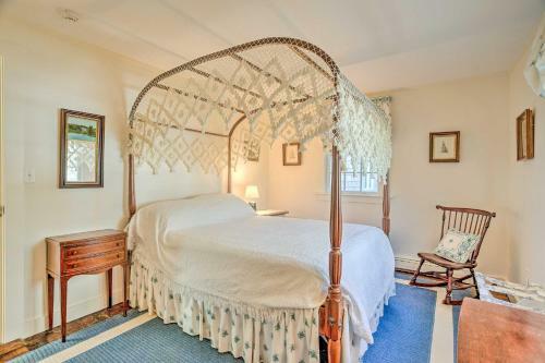 Elegant Cape Cod Getaway With Waterfront Views!