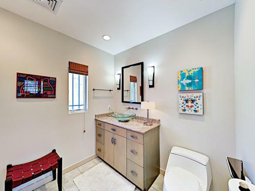 Iconic West End Home Home