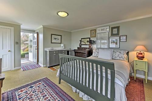 Waterfront Vineyard Haven Home Near Main Street!