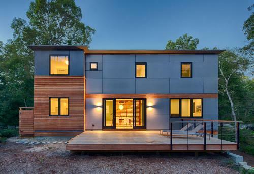 New Listing! Spacious New-build Near The Beach Home