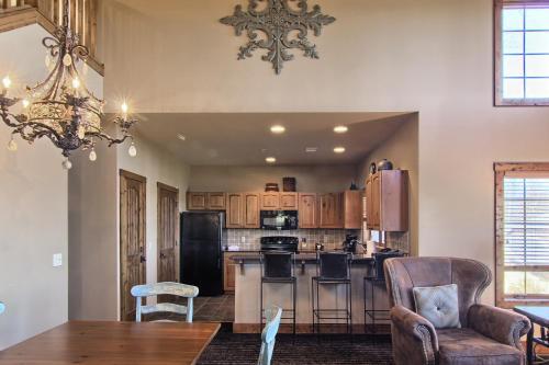 7317 Creekside Condo