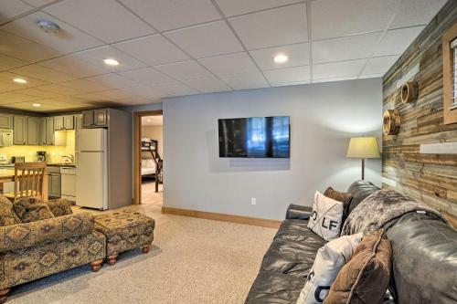 Apartamento Boyne Falls Condo, Walk To Boyne Mountain Resort!
