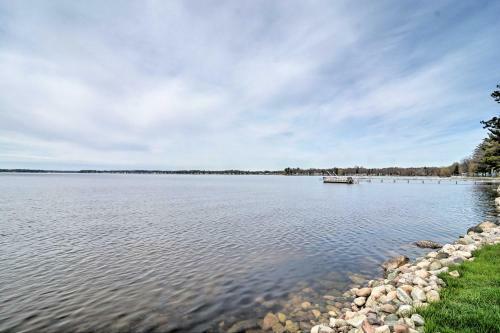 Lakefront Cadillac Home With Dock - Mins To Hiking