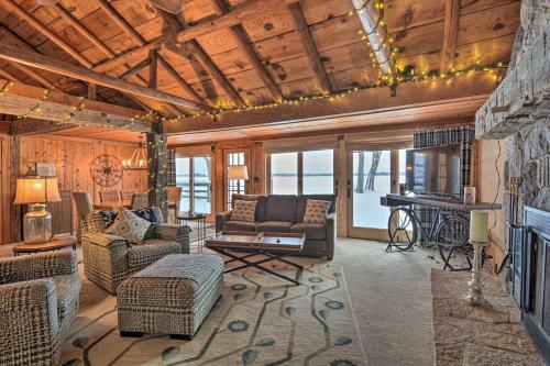 Cozy Lake Mitchell Cabin With Waterfront Views!