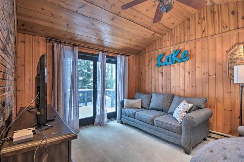 Cozy Lake Mitchell Cabin With Waterfront Views!