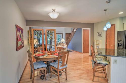 Extra-clean Cozy Cottage Near Harbor Springs!