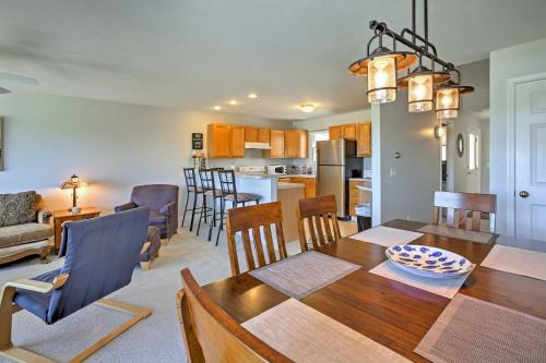Manistee Getaway With Pool Access Walk To Beach!