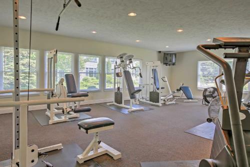 Manistee Getaway With Pool Access Walk To Beach!