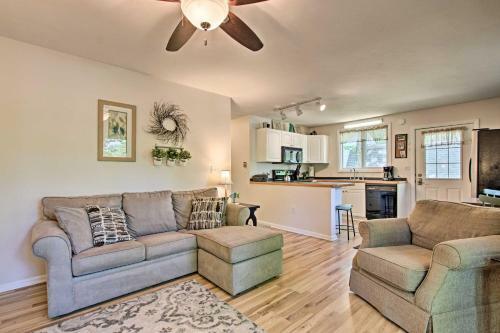Ludington Cottage With Deck, Yard And Fire Pit!