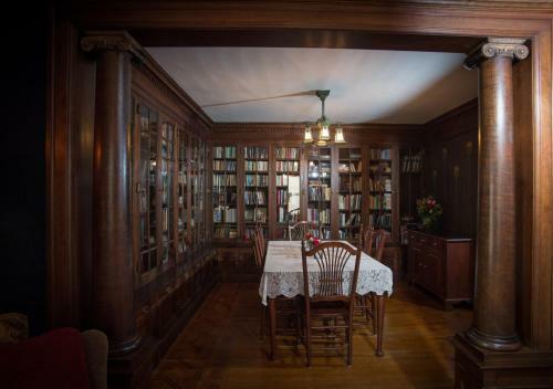 Bed & Breakfast Cartier Mansion