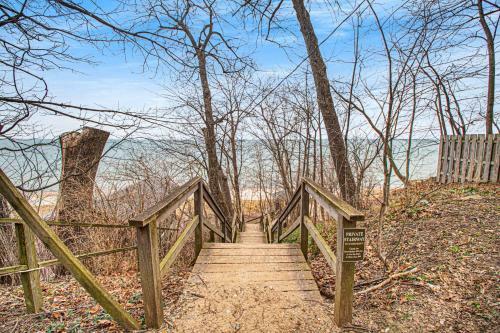 The Gatehouse On Orchard Beach
