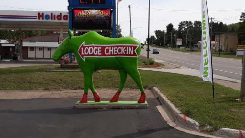 Hotel Pleasant Moose Lodge