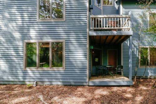 Wintergreen Condos
