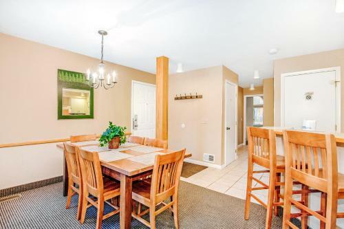 Wintergreen Condos