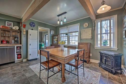 1940s Farm Cottage With Fire Pit, 4 Mi To Lake
