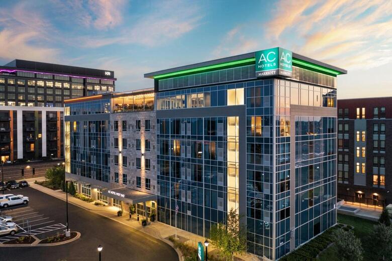 AC Hotel By Marriott Minneapolis West End