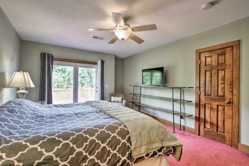 Private Waterfront Mississippi River Home!