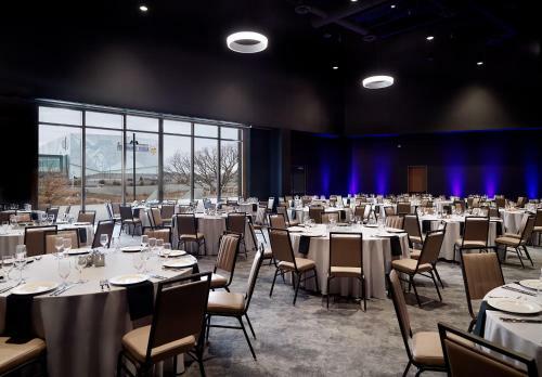 Hotel Omni Viking Lakes