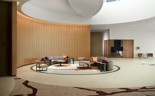 Hotel Omni Viking Lakes