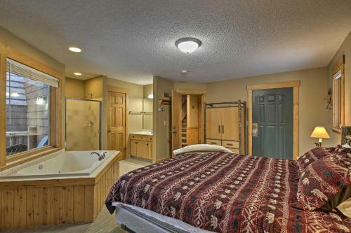 Comfy Lutsen Mountain Villa With Balcony, Grill