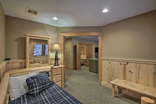 Comfy Lutsen Mountain Villa With Balcony, Grill