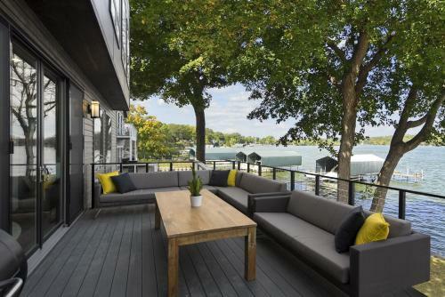 Minnestay-lakefront Luxury