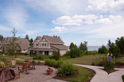 Hotel Larsmont Cottages