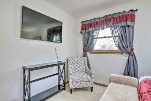Cheerful Rochester Retreat With Workout Room!