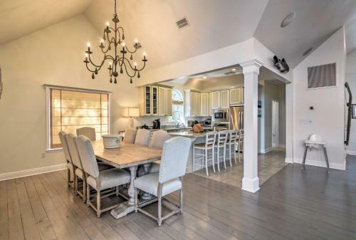 Spacious Pass Christian Home With Pool And Boat Launch