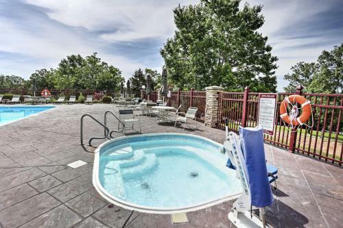 Apartamento Condo With Community Pool On 18-hole Golf Course!