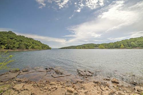 Apartamento Branson Condo With Pool Access - Walk To Table Rock!