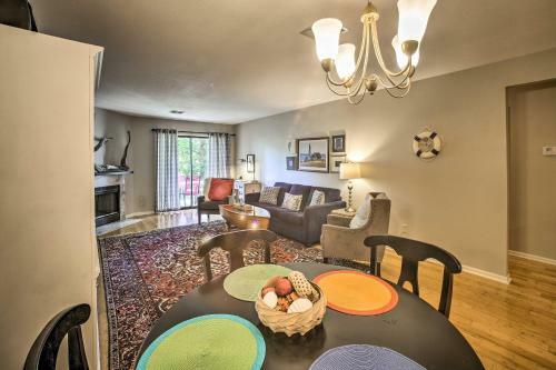 Apartamento Branson Condo With Patio And Pool Access On Golf Course