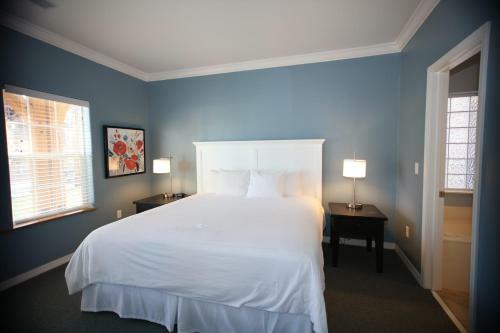 Modern Condo By Entertainment District 2br Standard