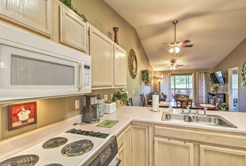 Apartamento Resort Condo With View, Mins To Branson Strip!