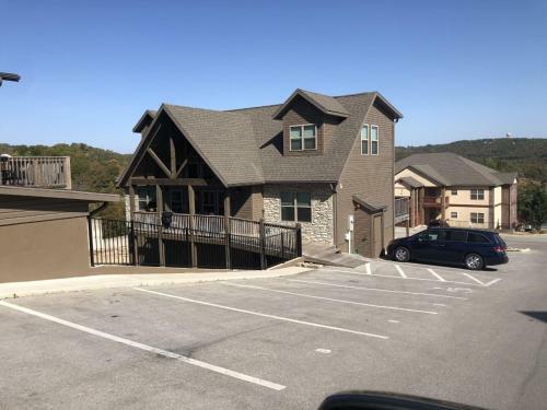 Rockwood Lake Lodge Home