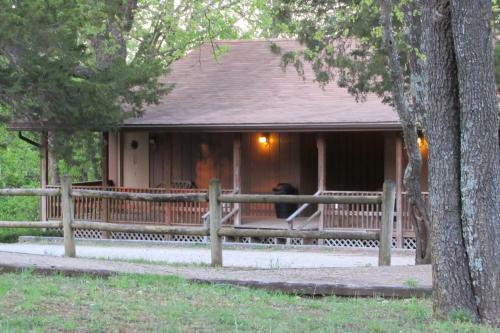 Hotel Bar M Resort & Campground