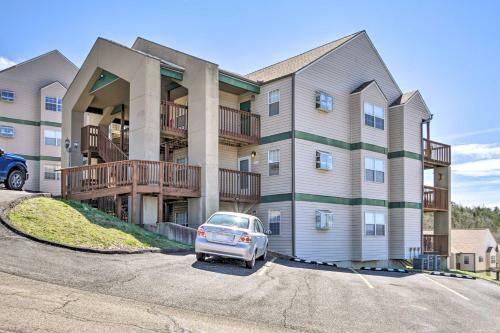 Apartamento Branson Condo With Deck And Table Rock Lake View!