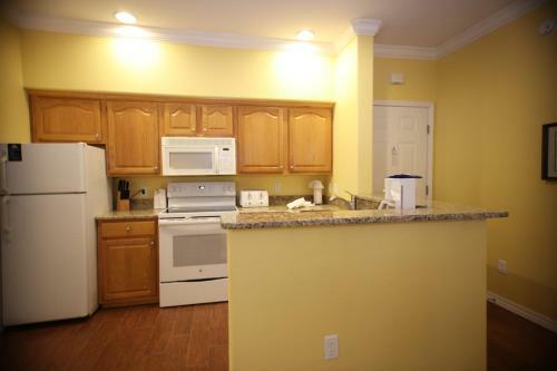Modern Condo Right By Entertainment District 1br Standard