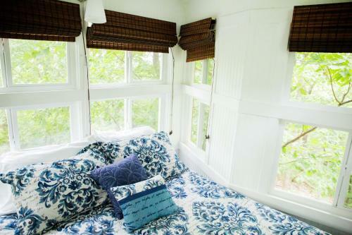 Bed & Breakfast The Cottage Treehouses