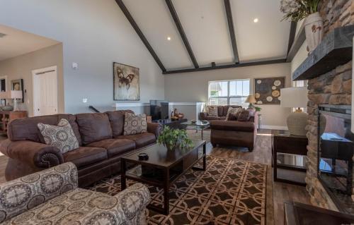 Sanctuary At Table Rock Home