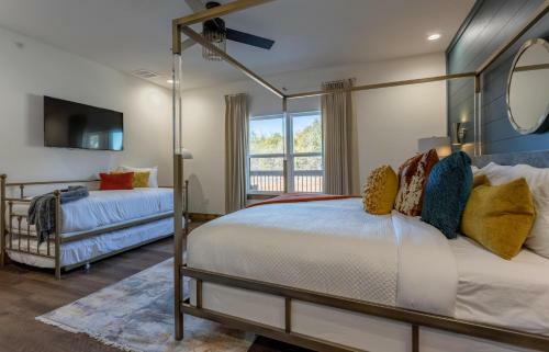Branson Cove Chateau Home