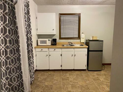 Rockwood Resort Motel