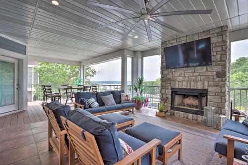 Luxe Osage Beach Lake House With Private Dock!