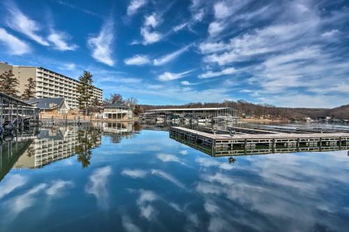 Updated Margaritaville Retreat With Lake Views!