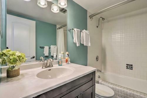 Peaceful Osage Beach Escape With Resort Perks!